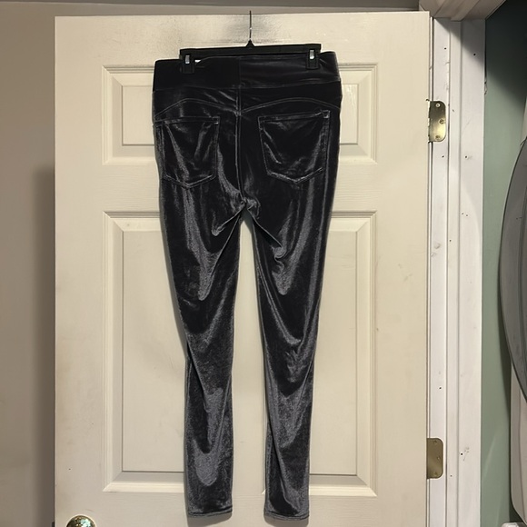 Seven7 Velour Pull-On Legging Size Medium Gray NWT - Picture 5 of 8